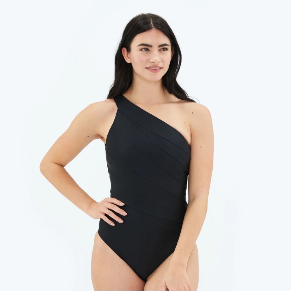 Summersalt The Sidestroke One Piece in Black